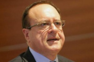 “94 milioni di investimenti sul piatto, anche sul wine & food, guardando a progetti nuovi per il vino, con Vinitaly, soprattutto in Cina e Usa”: così a WineNews Giovanni Mantovani, dg Veronafiere, che da ente si è trasformata in Spa