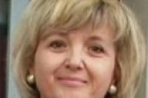 ‘‘Il vino dovrebbe smarcarsi in termini di immagine dai superalcolici, perché a differenza di questi ultimi contiene sostanze importanti per il nostro corpo’’. La microbiologa Manuela Giovannetti, spiega ai microfoni di WineNews l’importanza del vino