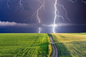 “L’agricoltura ha un ruolo fondamentale nella salvaguardia del territorio, non si può dare la colpa al cambiamento climatico”. A WineNews Luigi Mariani, professore di Agrometeorologia all’Università degli Studi di Milano