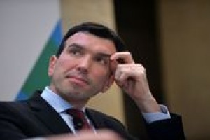 “Massima attenzione, stiamo lavorando per trovare le risposte giuste su un tema così importante”: così a WineNews il Ministro delle Politiche Agricole Martina sull’impasse della graduatoria nazionale per i fondi promozione dell’Ocm Vino