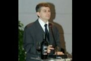 Piero Mastroberardino, presidente di Federvini: 'i produttori sono consapevoli dei problemi legati all'abuso di alcol, ma se nel Governo si parla di liberalizzare l'uso di alcuni stupefacenti...'