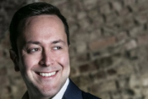 Torna a crescere il vino di alta gamma in Italia, soprattutto nella ristorazione. A dirlo Marcello Meregalli, ad Giuseppe Meregalli e membro del “Club Excellence”, che mette insieme 9 distributori top per un giro d’affari sui 100 milioni di euro Torna a crescere il vino di alta gamma in Italia, soprattutto nella ristorazione. A dirlo Marcello Meregalli, ad Giuseppe Meregalli e membro del “Club Excellence”, che mette insieme 9 distributori top per un giro d’affari sui 100 milioni di euro