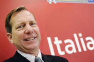 La Guida Michelin Italia 2018 porta grandi novità: un nuovo tre stelle, il St. Hubertus di chef Norbert Niederkofler, e la perdita della seconda stella di Claudio Sadler e Carlo Cracco. A WineNews il direttore mondo della Rossa, Michael Ellis