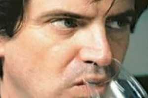 ‘Bisogna comunicare un vino da pensare e non solo un vino da bere, per un consumatore che diventa sempre più consum-attore e protagonista’. Parla Giacomo Mojoli, filosofo e portavoce di Slow Food