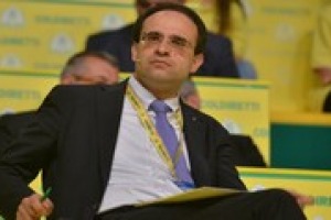 “Dal km 0” alla rete mondiale del cibo, dal ritorno dei giovani in agricoltura agli agricoltori moderni, passando per la lotta alle agromafie da perseguire con vigore: a WineNews parla il presidente di Coldiretti Roberto Moncalvo