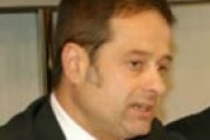 “Nel 2012 sono state più di 400 le cantine iscritte a “Vini rosati d’Italia”. Dobbiamo aiutare a commercializzare il rosato anche all’estero perché c’è sempre più interesse intorno a questo vino”. Così Nardoni assessore all’agricoltura regione Puglia