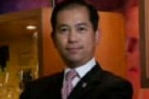 ‘‘Ad Hong Kong l’educazione del vino parte dalle Regioni e dai terroir da cui nascono, anche se in certi casi ci piacerebbe avere maggiori informazioni dai territori italiani’’. Parola di Nelson Chow, a capo della Hong Kong Sommelier Association