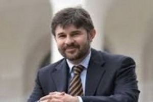 “Aspettiamo fine vendemmia, ma pronti a misure straordinarie, da Fondo di Solidarietà Nazionale ad assicurazioni per le fluttuazioni di prezzo. Su Ocm Promozione c’è ritardo, ma lavoriamo”. Così il Viceministro delle Politiche Agricole Andrea Olivero