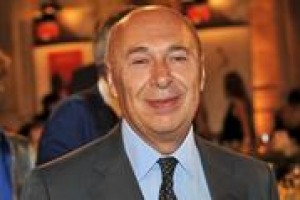 “Dobbiamo alla storia delle arti e alla letteratura, una promozione del vino, da bevanda che annebbia la mente a qualcosa di più prezioso. Questa crescita culturale ha coinvolto tutte le arti, cinema compreso”. Così Paolo Mieli, direttore RCS libri