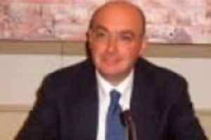 “O lo farà il Governo già nel Consiglio dei Ministri di queste ore, o ci penserà il Parlamento, ma l’Imu sui fabbricati rurali strumentali sarà cancellata”. Così a WineNews.tv il presidente della Commissione Agricoltura Paolo Russo