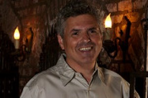 Sangiovese e Nebbiolo su tutti, ma anche Sagrantino, Nerello Mascalese e Catarratto: a New York chi ama il vino italiano ama i suoi vitigni autoctoni, come racconta a WineNews Roberto Paris, anima de “Il Buco”, ristorante cult della Grande Mela