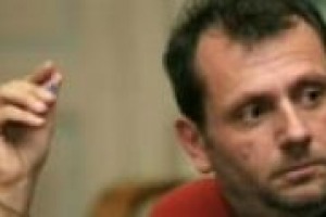 Le mafie sono il convitato di pietra con cui l’agroalimentare è costretta da anni a fare i conti, ma i tentacoli della malavita ormai sono arrivati anche al mondo della ristorazione, come racconta Peppe Ruggiero, autore de ‘‘L’ultima cena’’