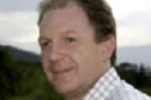 ‘‘Realismo, concretezza e ottimismo: così il mondo del vino deve affrontare questa fase di mercato’’. Secondo Fausto Peratoner, alla guida del colosso della cooperazione trentina La Vis, nel futuro c’è l’obbligo-opportunità di fare sistema