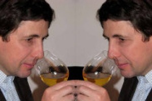 La sfida al cambiamento climatico è una delle battaglie più importanti che sta combattendo la viticoltura. Servono degli strumenti giusti, anche attraverso la ricerca genetica: a WineNews, il professor Philippe Darriet dell’Università di Bordeaux