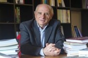 Parlare di cibo in modo scientifico per contribuire al dibattito sul tema nelle società globali: ecco la ragion d’essere dell’ateneo fondato da Carlo Petrini, l’Università di Scienze Gastronomiche di Pollenzo, per il suo Rettore Piercarlo Grimaldi