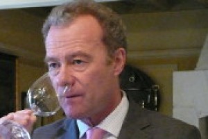 La crescita dell’Italia, trainata dai suoi mostri sacri, ma anche il presente ed il futuro di Bordeaux: a WineNews, Paul Pontallier, managing director di Château Margaux, icona del vino d’Oltralpe