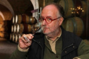 In Nuova Zelanda la wine writer Yvonne Lorkin ha assicurato le proprie papille gustative per un milione di dollari. Ma in Italia, il critico enogastronomico Edoardo Raspelli l'ha fatto già 15 anni fa, “per farmi pubblicità”, come racconta a WineNews