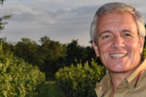 Dal riconoscimento dell’interprofessione all’erga omnes, al rafforzamento delle funzioni di tutela e promozione delle denominazioni del vino italiano: verso la riforma del decreto sui Consorzi con il presidente Federdoc Riccardo Ricci Curbastro