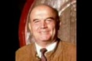 ‘Io Brunello’, in un libro la storia del ‘Montalcino’, e di una delle sue firme più importanti, l’enologo-manager Ezio Rivella, che con la Castello Banfi (famiglia Mariani) ha rilanciato il territorio