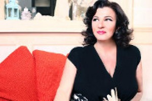 Le regole del bon ton e quelle da seguire nelle degustazioni, a tavola o di fronte ad un bicchiere di vino: a WineNews, Roberta Schira, scrittrice enogastronomica e autrice di “Mangiato bene? Le 7 regole per riconoscere la buona cucina”