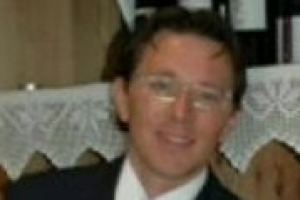 ‘‘In un ristorante, la carta dei vini è uno strumento fondamentale, va curata e aggiornata in continuazione’’. Dalla Mostra Vini Trentino, le parole di Roberto Anesi, sommelier e patron del wine retaurant El Pael di Canazei