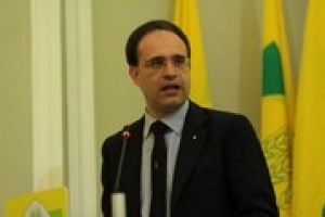 “Nel settore del vino, quando si punta davvero alla qualità e alla giusta distribuzione del valore lungo la filiera, si possono fare numeri di qualità che danno soddisfazione ai nostri territori”, così Roberto Moncalvo, presidente Coldiretti