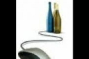 Vino e internet: ‘Bisogna creare link e sinergie, siamo troppo isolati, le aziende non sono per forza concorrenti, fare rete può solo fare il bene di tutto il territorio’. L’opinione di Francesca Romano della Scuola Superiore S. Anna di Pisa