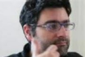 In tempi di calo dei consumi, ben vengano tutte le iniziative per vendere qualche bottiglia in più in Italia. Tra queste, una delle più interessanti, partita da un mese, è ‘‘Vinix Grassroots Market’’, ideata da ‘‘Vinix’’ di Filippo Ronco