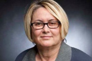 “Troppo spesso ci scordiamo che il vino, prima di tutto, deve essere remunerativo per chi lo produce. Non possiamo continuare a raccontarci che sia tutto rose e fiori”. Così Ruenza Santandrea, alla guida del colosso cooperativo Cevico, ad Assoenologi