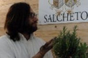 Un vino fatto di sola uva sembrerebbe un’ovvietà, ma in un mondo di solfiti, lieviti selezionati e tannini aggiunti, non è così. Lo è a Salcheto, griffe del Nobile di Montepulciano, dove Michele Manelli, lancia ‘‘Obvius’’