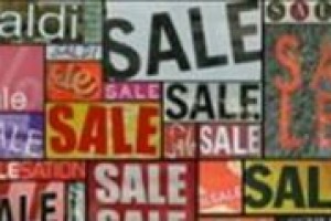 Inizio dell’Anno, è tempo di saldi. A WineNews ci siamo chiesti se fosse così anche per il vino, e a rispondere abbiamo chiamato tre enoteche storiche: l’Enoteca Cantine Isola di Milano, l’Enoteca Picone di Palermo e l’Enoteca Trimani di Roma