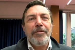 Allegrini e Saman si uniscono in un progetto comune: la produzione e la commercializzazione dell’Olio di Casa Nostra, ottenuto con olive coltivate e raccolte nei terreni sottratti alla mafia, come racconta a WineNews Achille Saletti, presidente Saman