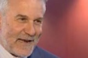 Che vino berremo domani, e quindi, che varietà si piantano in giro per il mondo? Lo abbiamo chiesto al numero uno del vivaismo dedicato alla viticoltura, Eugenio Sartori, a capo dei Vivai Coopearativi Rauscedo