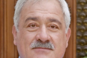 L’ultima opera del professor Attilio Scienza, un nuovo atlante geologico dei vini italiani: “abbiamo raccontato ciò che sta sotto i nostri suoli, l’origine geologica dei nostri terroir, in maniera semplice ma seguendo un criterio scientifico”