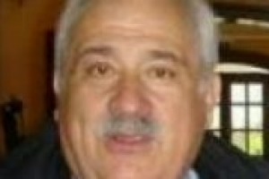 “Il futuro del vino del Trentino sarà l’interazione tra piccoli produttori e colossi della cooperazione di qualità”. Così il professor Attilio Scienza. Un modello cooperativo di livello nazionale…