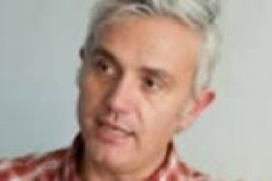 Il lavoro dei Preparatori d’uva è un esempio pratico di quello che si intende per sostenibilità: ma quali sono gli ostacoli che impediscono ad un approccio del genere di essere appreso e condiviso appieno? Lo abbiamo chiesto a Marco Simonit