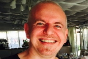 “Il sogno, su cui stiamo lavorando, è portare Collisioni da Barolo in una città in Usa e in Asia, mescolando cultura, letteratura, arte e wine & food italiani con quelli locali”. Così a WineNews l’ideatore del festival Agrirock Filippo Taricco