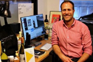 Nella nuova era della comunicazione, giornalismo ed advertising si contaminano alla ricerca della storia giusta da raccontare. A WineNews il co-fondatore di VnePair, tra i siti del vino più popolari tra i giovani winelover Usa, Adam Teeter