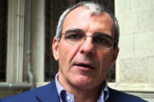 Il rapporto tra brand aziendale e territorio nel dibattito sulla zonazione di una delle denominazioni più rappresentative del panorama enoico italiano, quella del Brunello di Montalcino: a WineNews il dg di Castello Banfi, Enrico Viglierchio