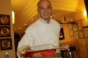 Continua il viaggio di WineNews tra i ristoranti top d’Italia: come vanno le cose in questo difficile momento economico? Lo abbiamo chiesto ad Enzo Vizzari, direttore della guida “Ristoranti d’Italia” e agli chef Raffaele Alajmo e Davide Scabin