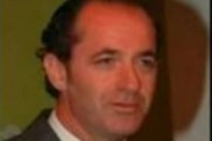 Nel primo trimestre 2008 l’Italia segna un -9% nell’export di vino. Il Ministro delle Politiche Agricole Luca Zaia commenta ai microfoni di Winenews: ‘Serve una riflessione generale’...