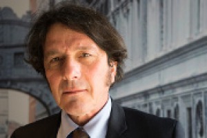 Il Prosecco al centro del mondo. Non solo grazie al successo commerciale, ma anche per la svolta sulla sostenibilità e per la querelle con il Consorzio dell’Asti: ne abbiamo parlato con il presidente del Consorzio del Prosecco Doc, Stefano Zanette