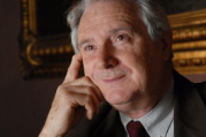 I limiti delle leggi vecchie e nuove sul vino, le criticità del modello imprenditoriale dell’enologia italiana, i territori che hanno influenzato il cammino delle etichette made in Italy: a WineNews Zeffiro Ciuffoletti, tra i massimi storici italiani