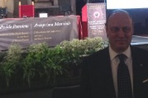 ‘‘Con la Gran Selezione del Chianti Classico vogliamo portare dove merita il meglio della denominazione, con vini capaci di competere con i migliori di tutto il mondo’’. Così il presidente del Consorzio del Gallo Nero Sergio Zingarelli