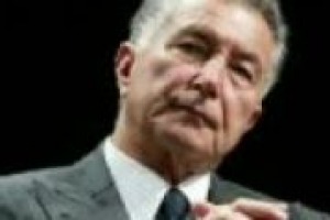 ‘‘La crisi può portare risultati positivi: le persone si fermano, riflettono, razionalizzano, semplificano e cercano di migliorare la loro azienda’’. Così, ai microfoni di WineNews, Gianni Zonin, titolare dell’omonima azienda, sul momento attuale