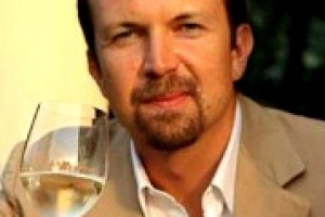 “Il Prosecco non è in competizione con lo Champagne, sono diversi. Ma cresce, sta diventando sempre più un vino a tutto pasto e crescerà ancora, soprattutto in Germania, Uk e Usa”. Così Domenico Zonin, produttore e presidente Unione Italiana Vini