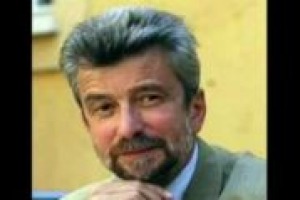 Nel lavoro si devono coniugare le esigenze delle imprese vitivinicole e quelle dei lavoratori: è il pensiero del ministro Cesare Damiano, che lo spiega a WineNews.tv