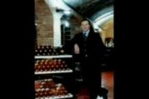 Vini-mito, difficile per i nuovi rubare spazio ai grandi vecchi. Il parere di Giuseppe Meregalli, distributore del Sassicaia e di altri importanti vini