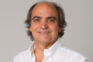 Lo stato di salute della gastronomia italiana, le difficoltà di piccoli produttori e filiere da valorizzare, un rapporto tra consumatori e qualità ancora in fase di costruzione: a WineNews, il deus ex machina di Taste, il Gastronauta Davide Paolini