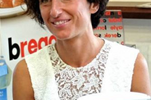 C’è già chi l’ha ribattezzata la “first lady di Expo”, impegnata attivamente a promuovere la sana alimentazione. La visita di Michelle Obama domani a Expo è un avvenimento. Da Cameron a Hollande, la diplomazia a Expo (e Agnese Renzi va da Ferrero …)